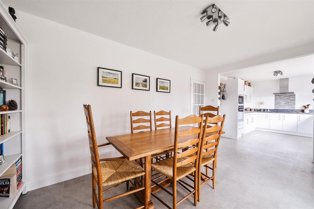 Dining Room/ Kitchen