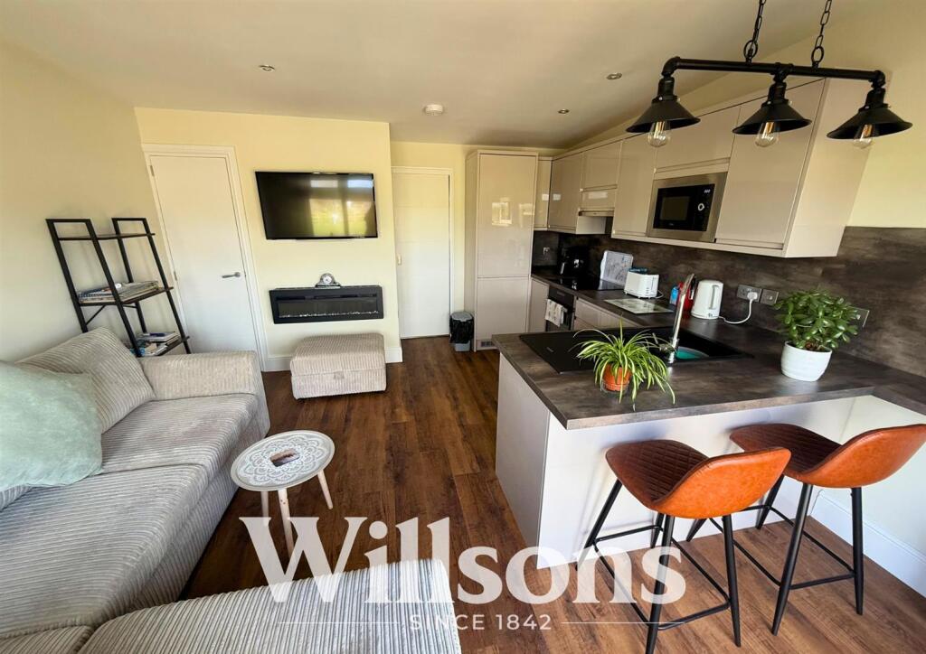 Kitchen and Lounge