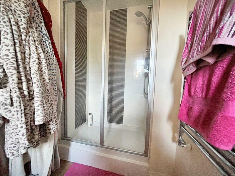 En-suite shower room