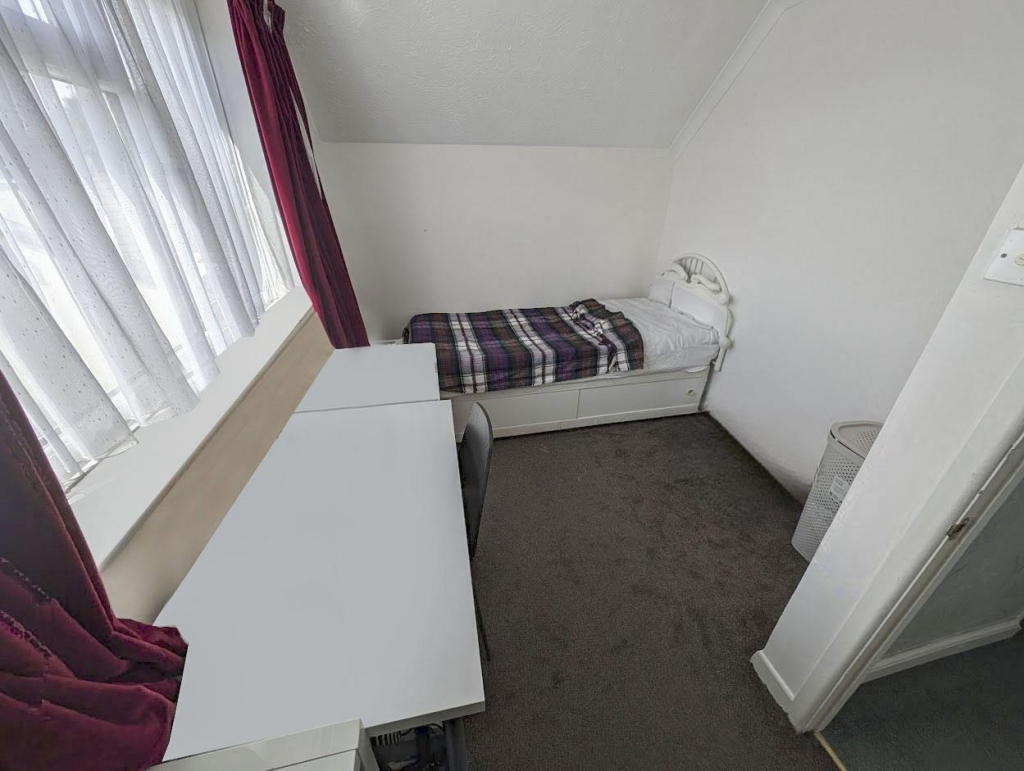 bed 2.png