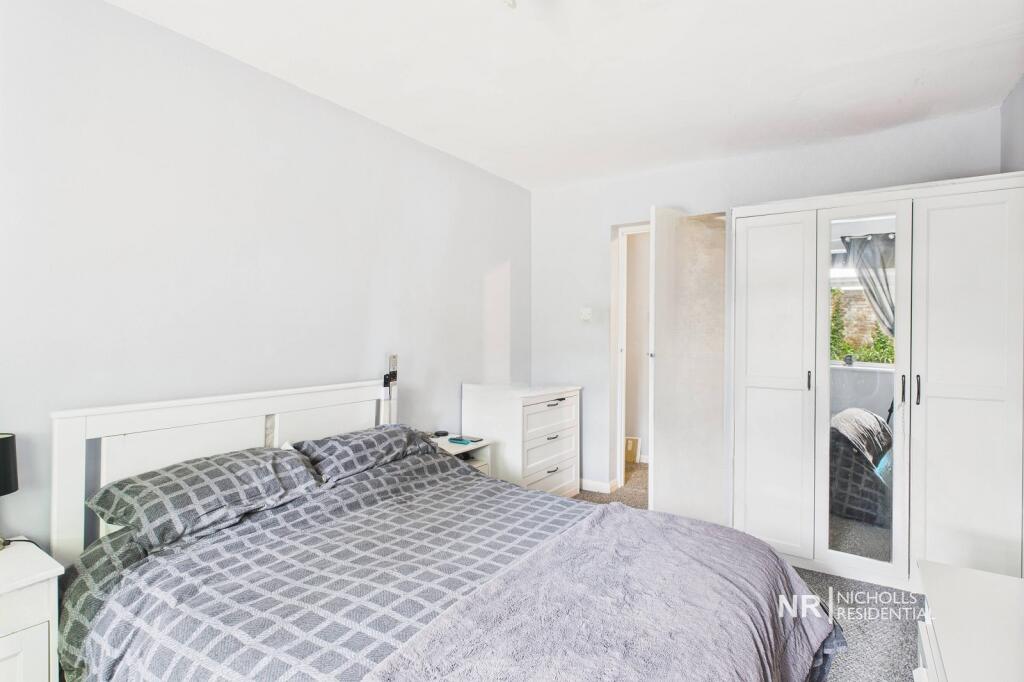 Bedroom Extra Photo 1