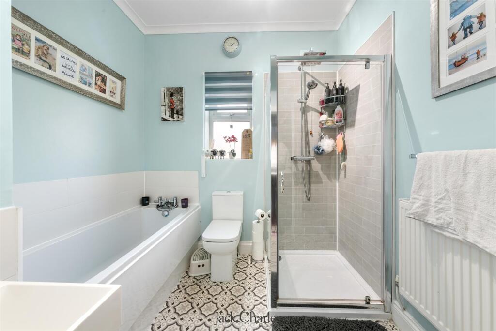 41 Lower Green 8.jpg