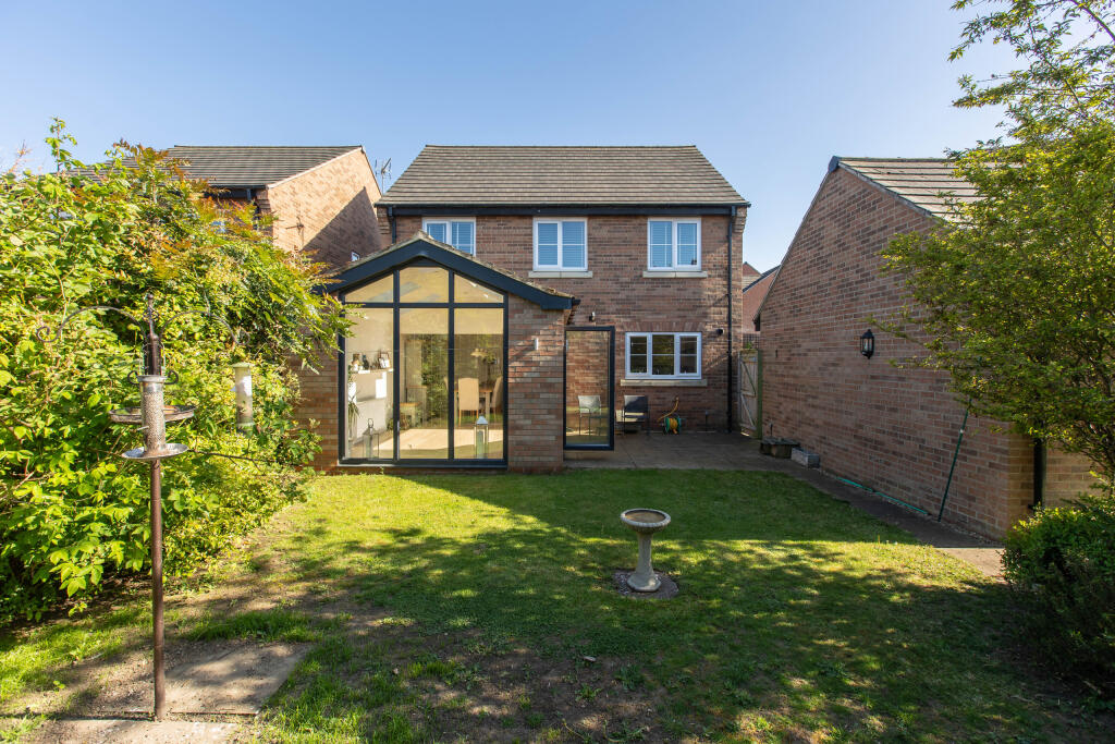 Greengage Close 8 External-9