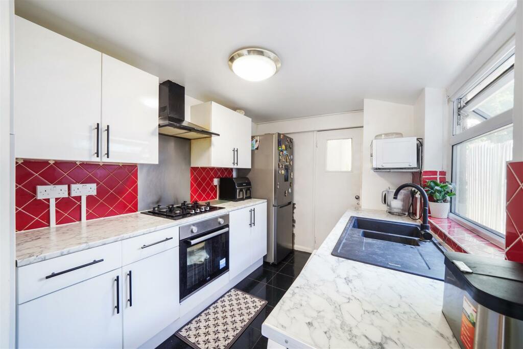 39 Greenford Road - lWD7spOnxIVW5pffvnFH.jpg
