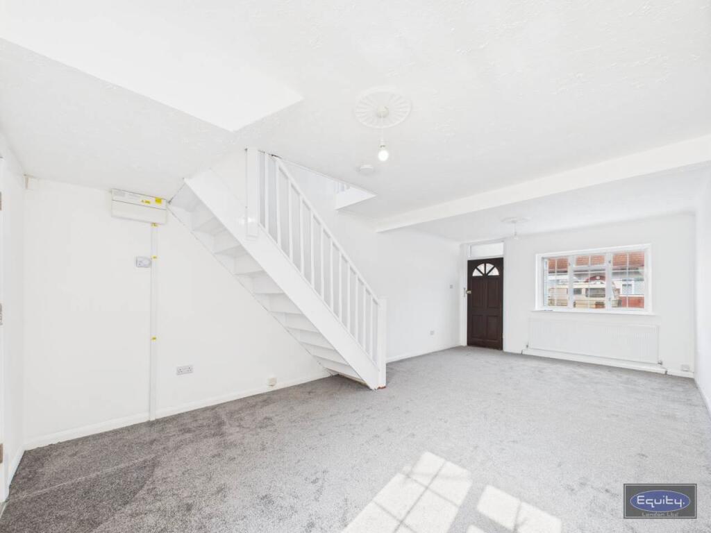 Living Room (2)