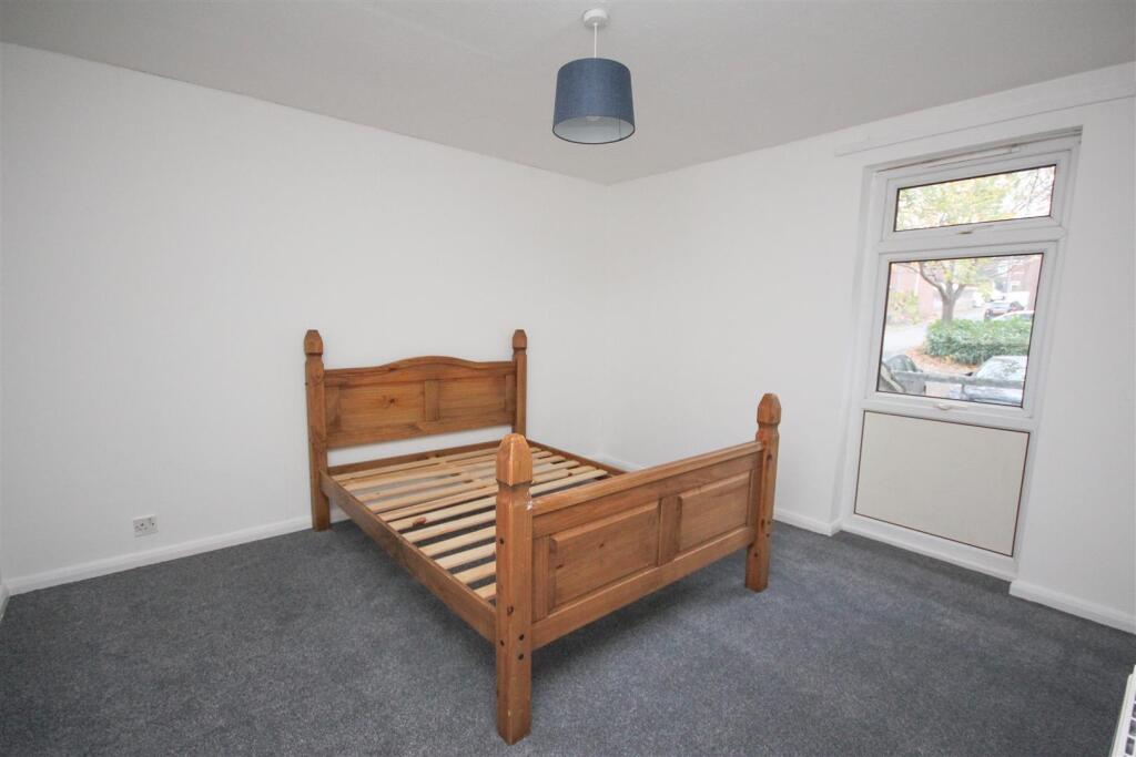 bed 1.JPG