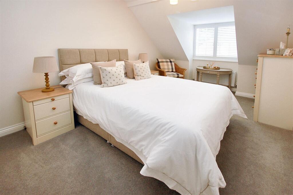 Hawthornden Grove, Yalding