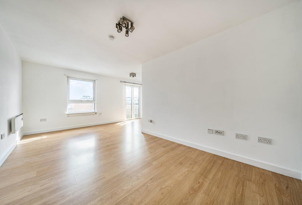 1353575-6-68c364b...