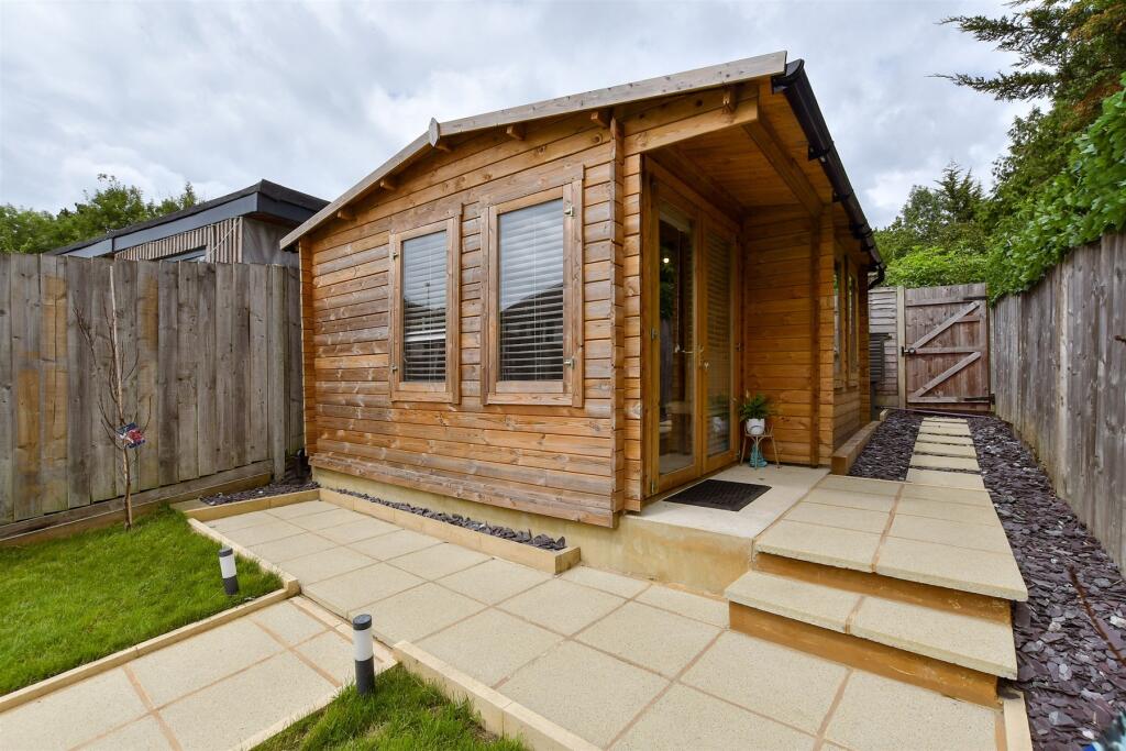 Workshop/Outbuildings