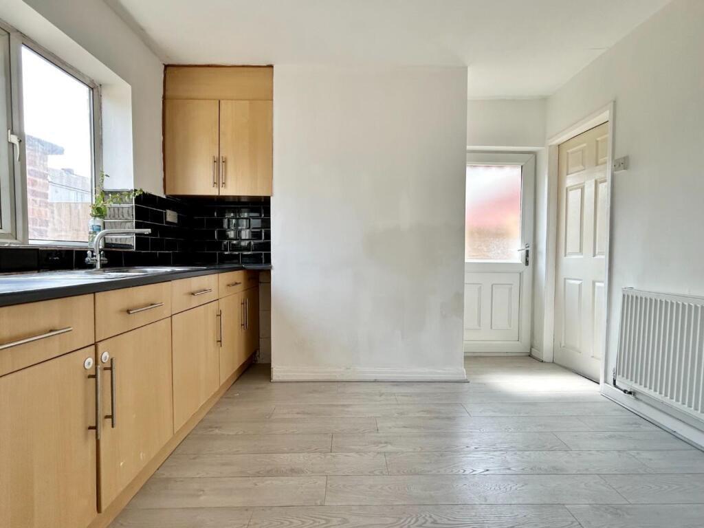 PHOTO-2026-01-06-11-04-37 4  T202601070904.jpg