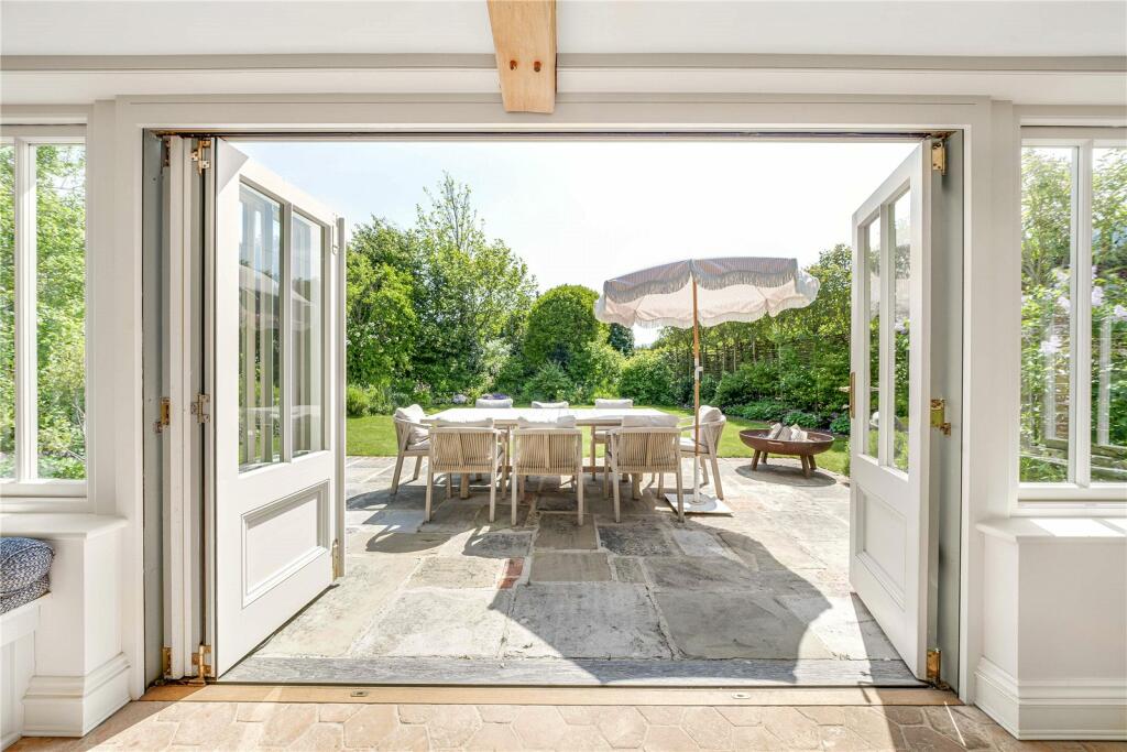 Bifold Doors Garden