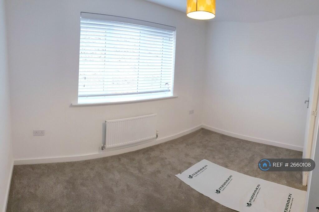 1st Double Bedroom