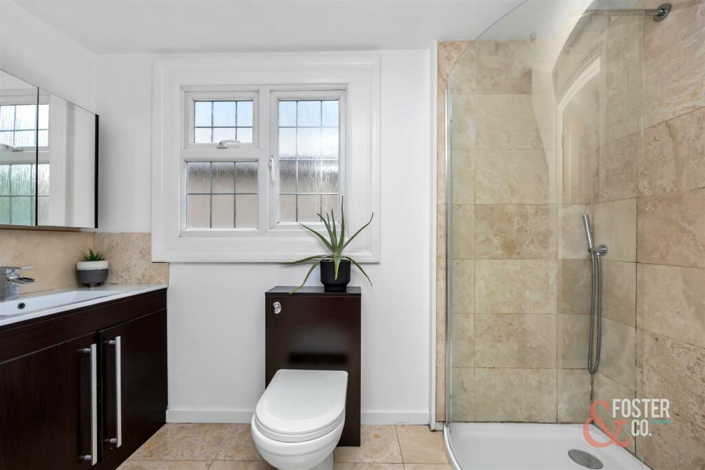 Woodland Drive 148-011.jpg