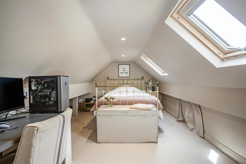 Bed 3