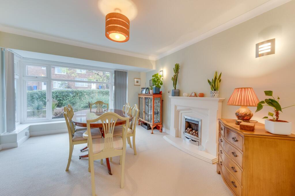 KITCHEN, DINER AND LIVING ROOM