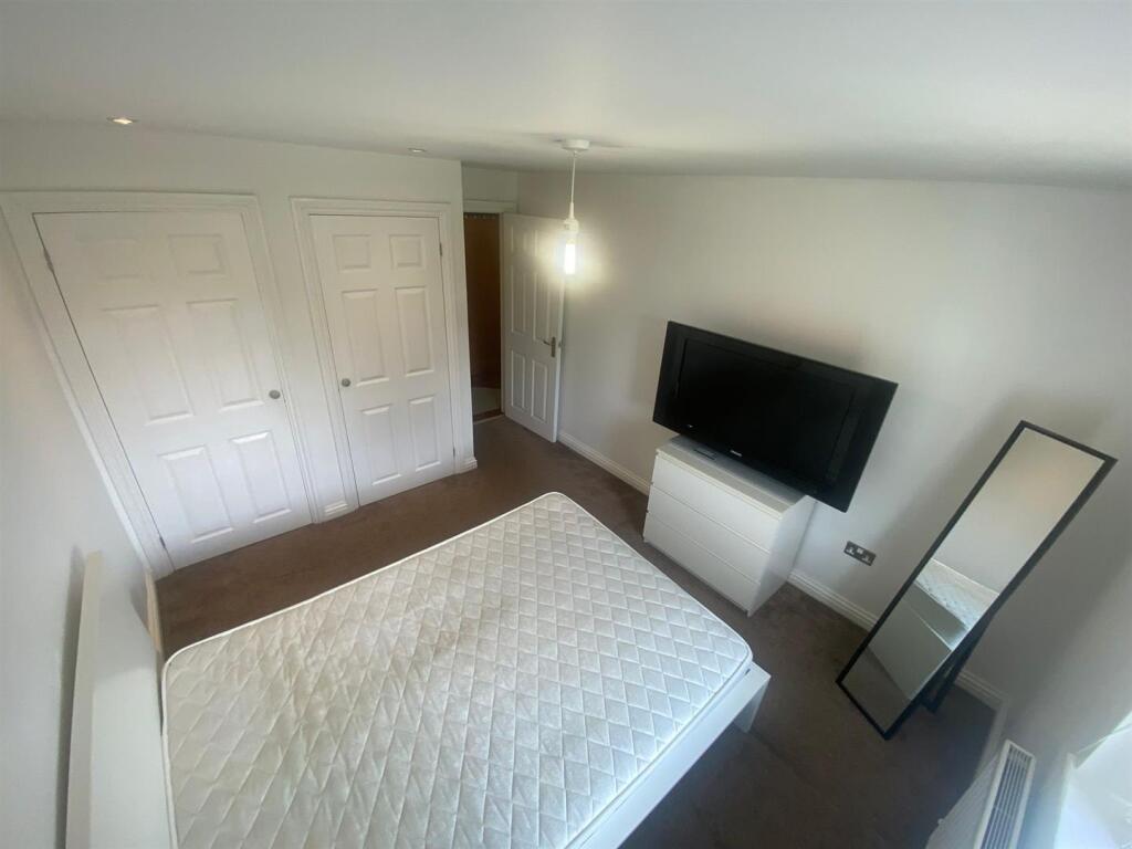 bedroom.jpeg
