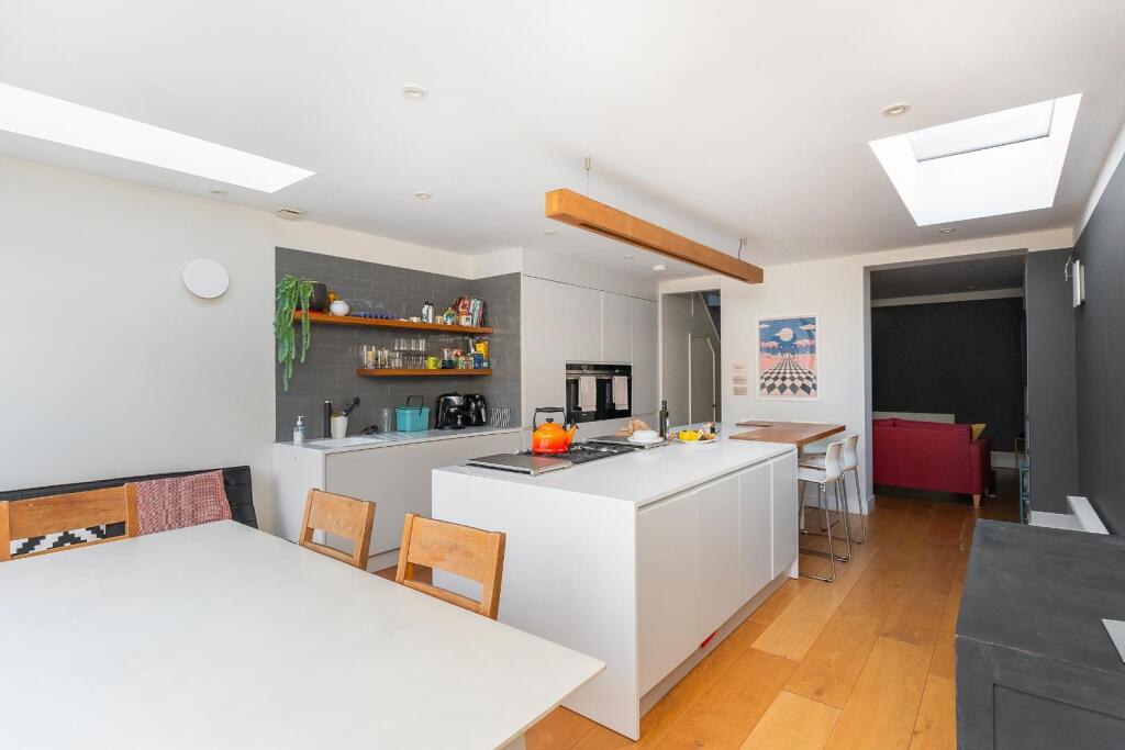 6S2AAD - KitchenDiner D.jpg