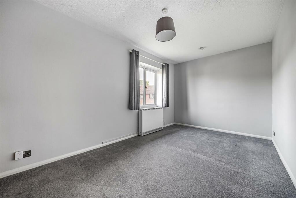 Bedroom 2nd angle.jpg