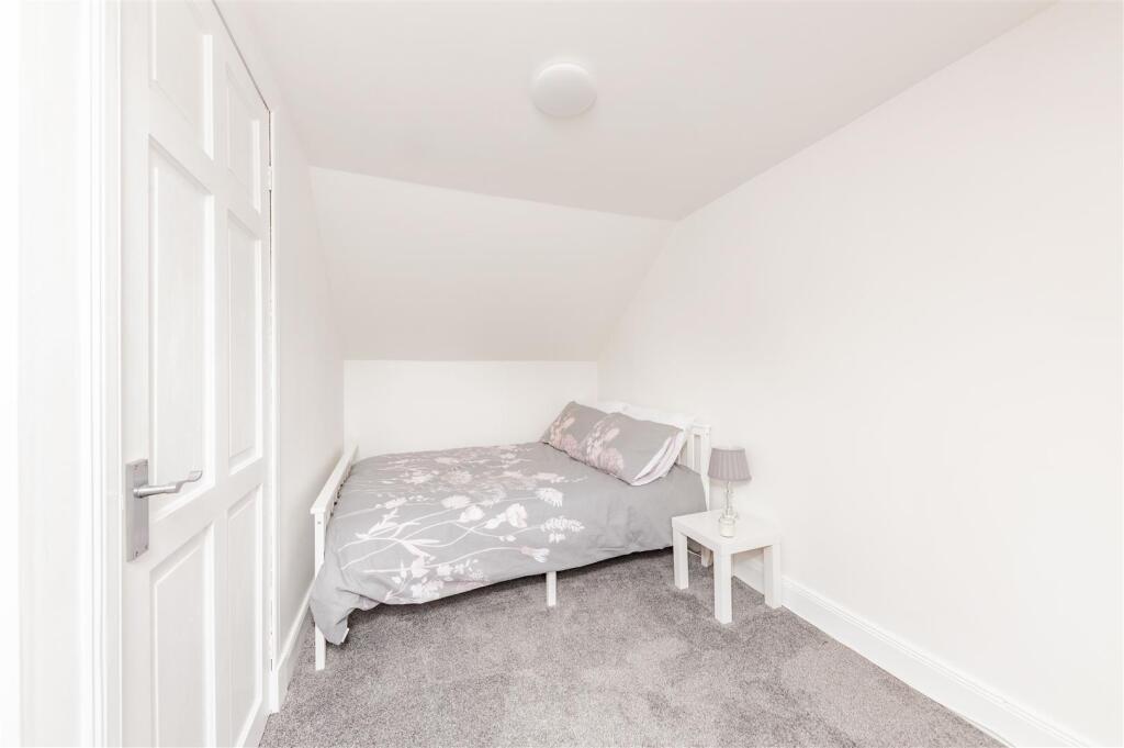 58 Burn Street Dundee-8.JPG