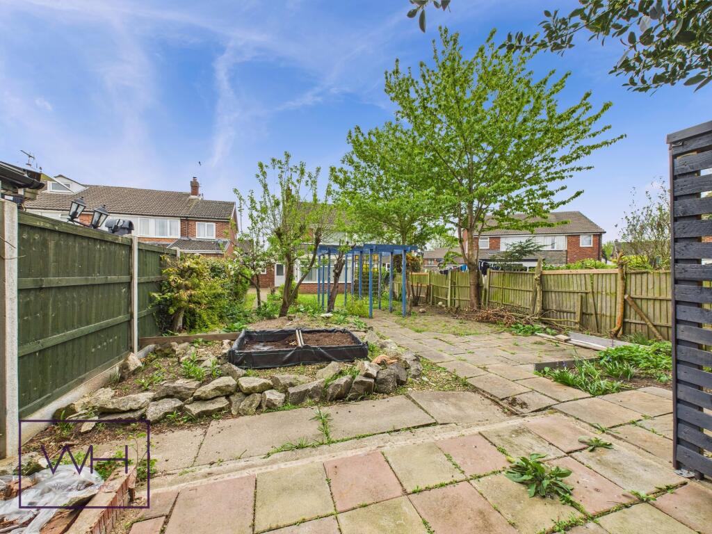 CAM03785G0-PR0253-ST