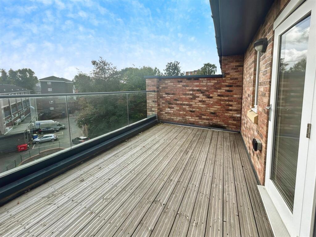 e42d4f15--48AC-8F0A-EA8037699F78-20751-00000F6D9F0