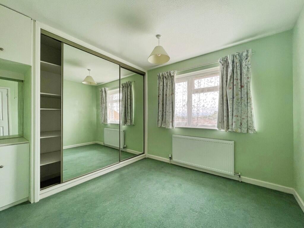 3fc3d9f9-bedroom ...