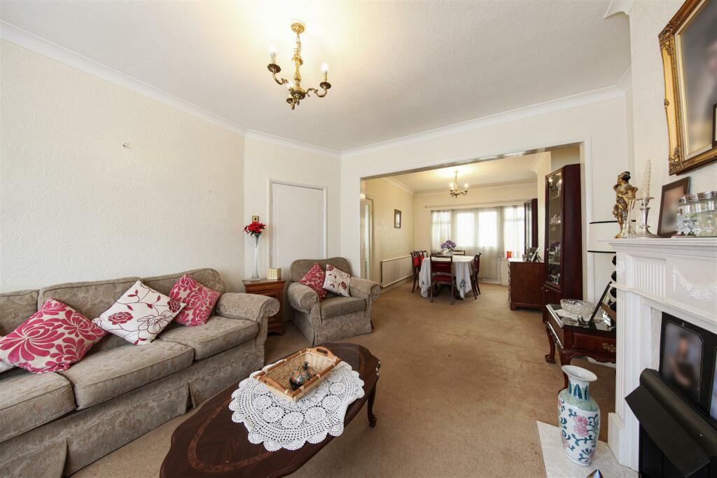 74 Elms Lane - gvvhtynNXeEfDfozHgva.jpg