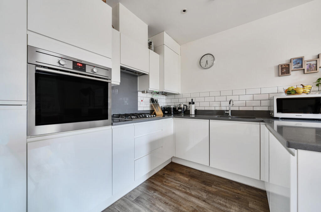 12-68164d374bbc5-...