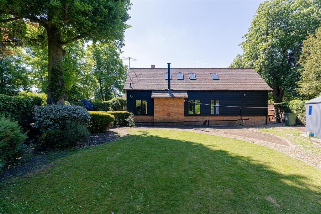 Church Road (14).jpg