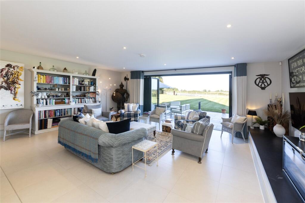 Sitting Area