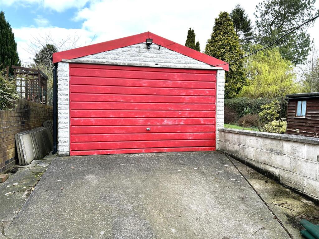 garage.JPG