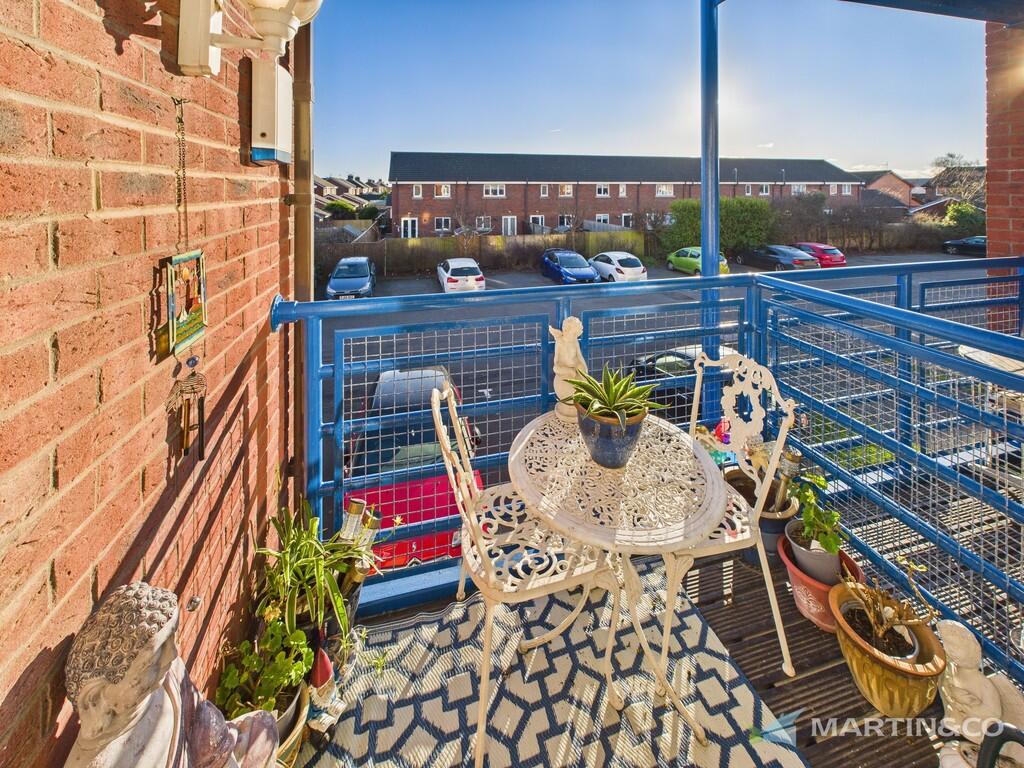 CAM02318G0-PR0577...