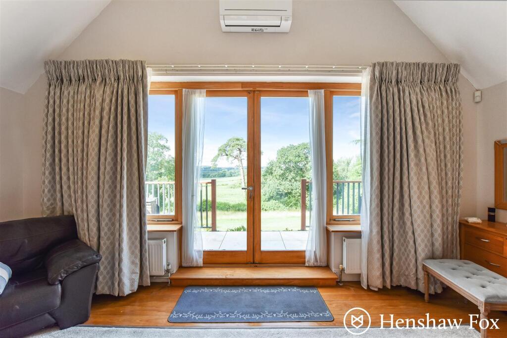 Ph6_6123189 - Copy.jpg