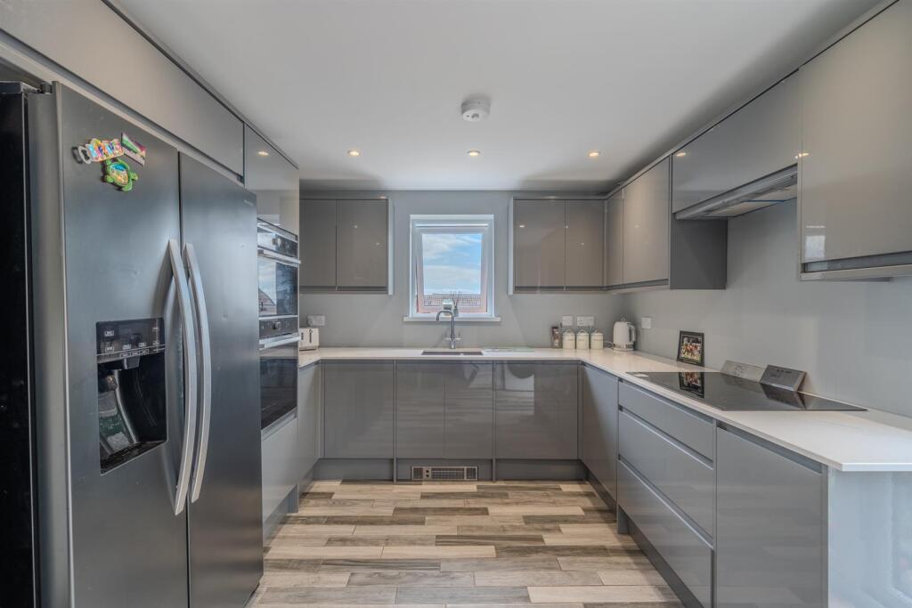 40 Spring Grove-11.jpg