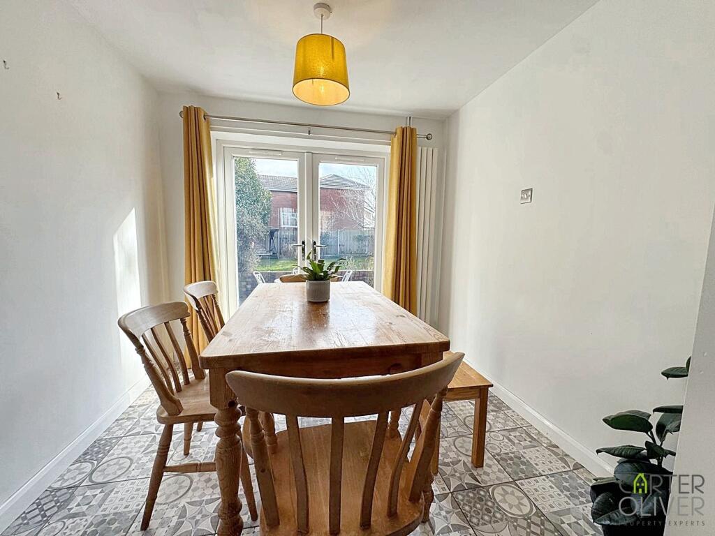 DINING SPACE