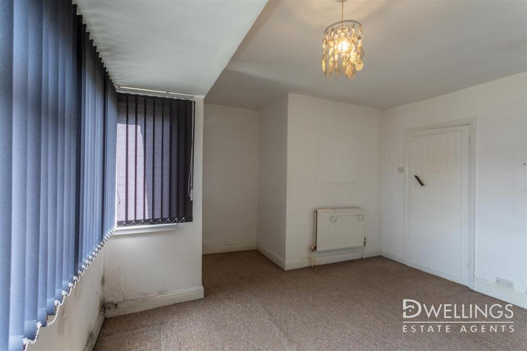 DWELEST - 28 Union Road, DE110QF-0017.jpg