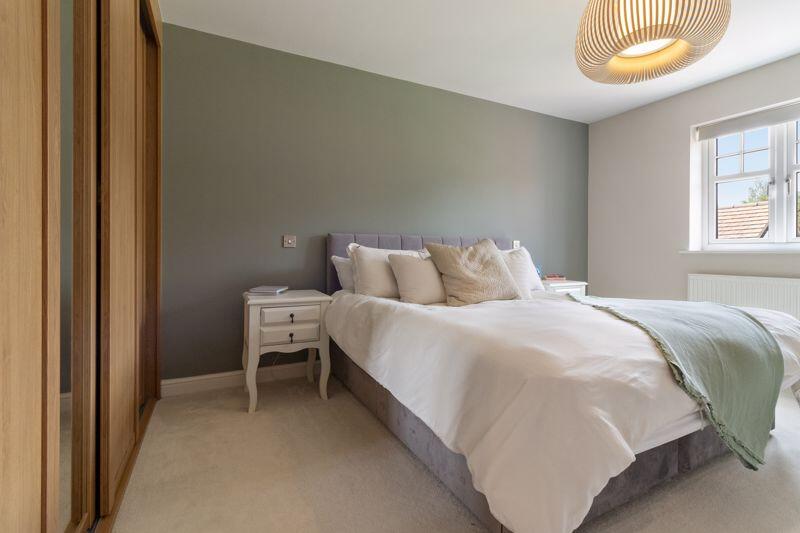 Principal bedroom
