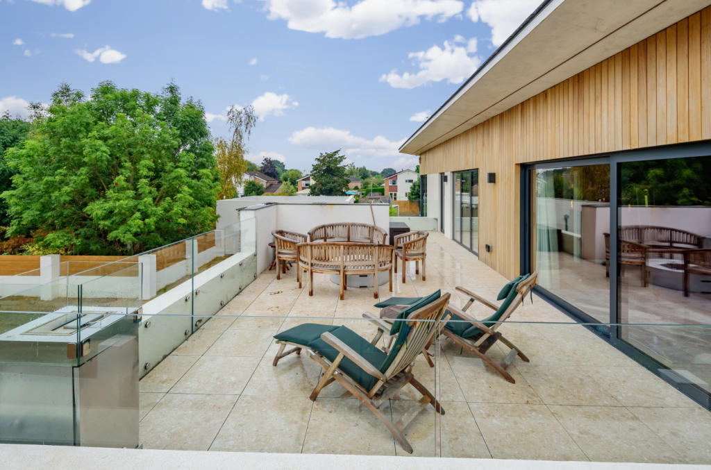Roof Terrace/Balcony