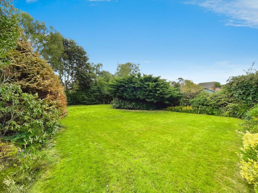 e6431d93--45A8-90C6-573A16EF32F6-12795-00000FCAD4B