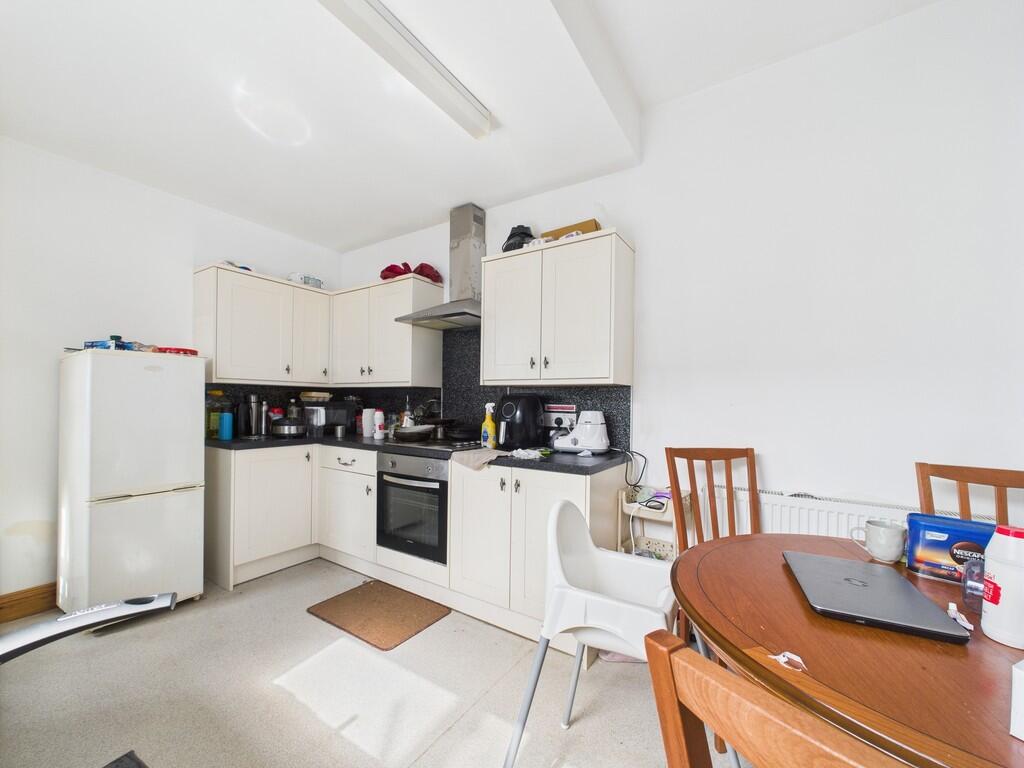 CAM02089G0-PR0533...