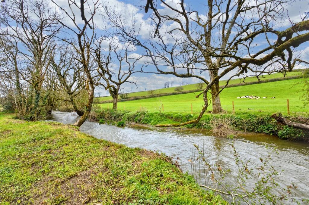 River Waldon