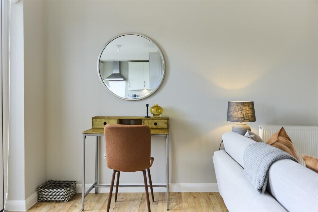 LN POT 13_0019(1).jpg