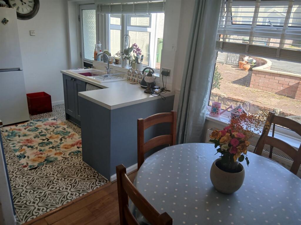 10 st nicholas kitchen dining room.jpg