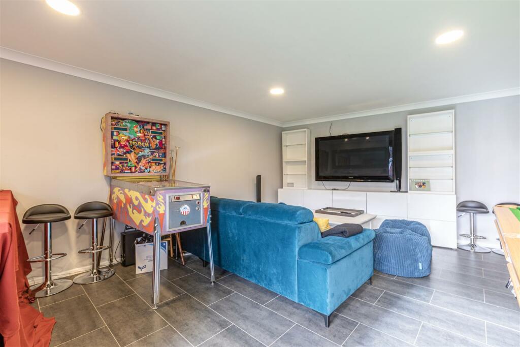 summerhouse 5.jpg