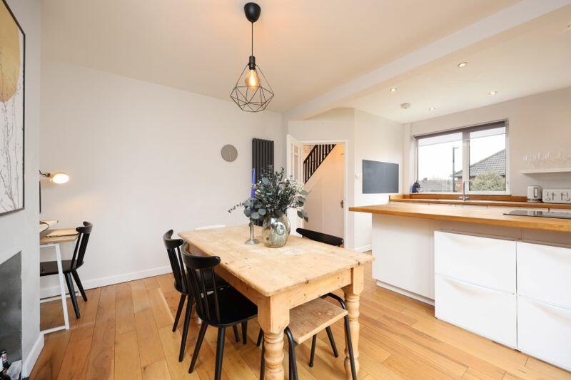 Kitchen/Dining Area