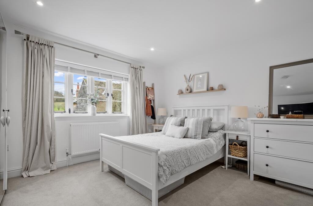 Bedroom2