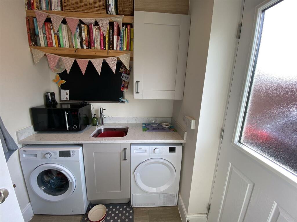 UTLITY ROOM