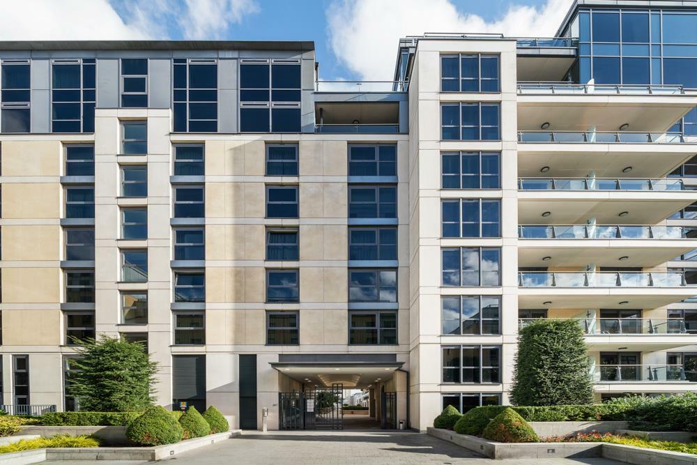 Flat 29, Marina Point SW6 2GX-LowRes-9.jpg