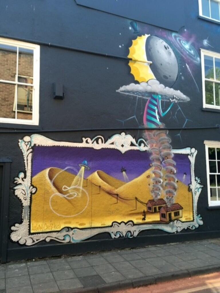 UP BRISTOL - 0117...