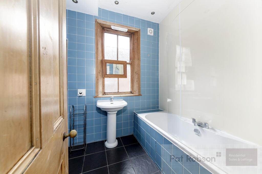 10 mayfair road613.j